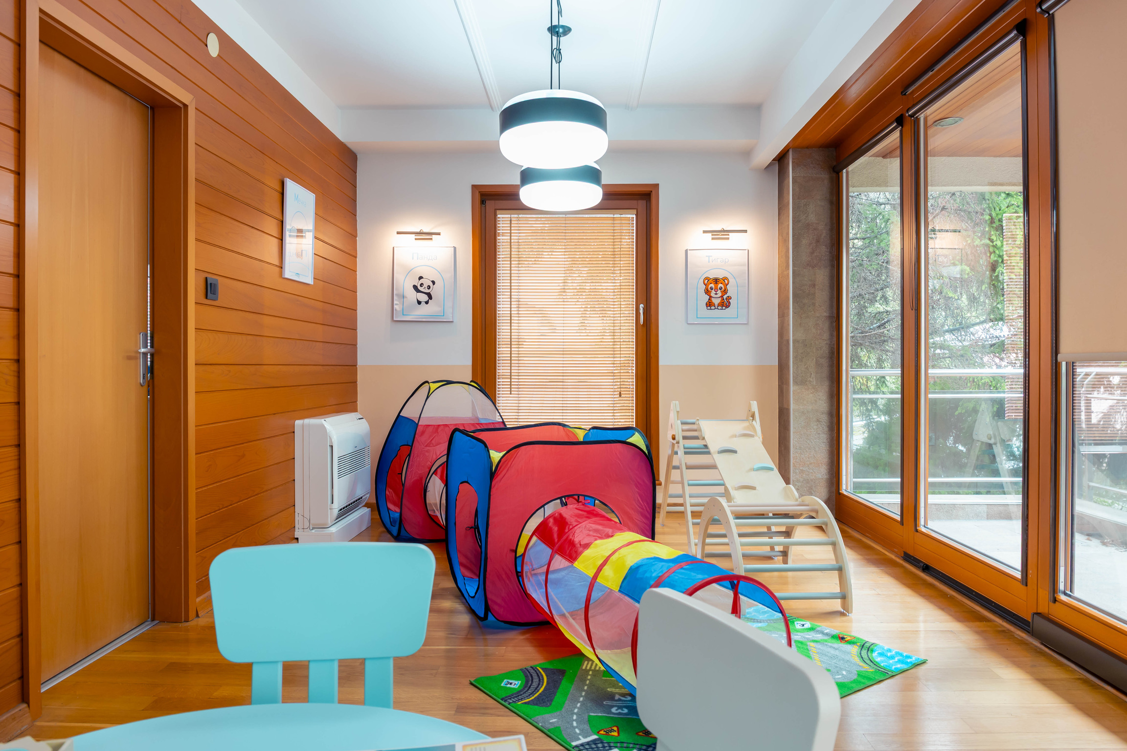 BA92434D-3D81-4A08-9F38-7EB91079B9B0